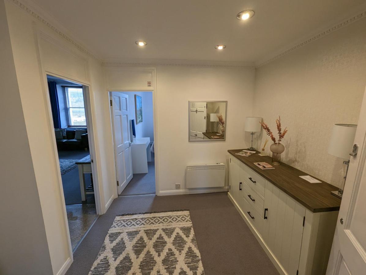 Grosvenor Pad - Lovely 2-Bed Flat - Free On Street Parking Бат Экстерьер фото