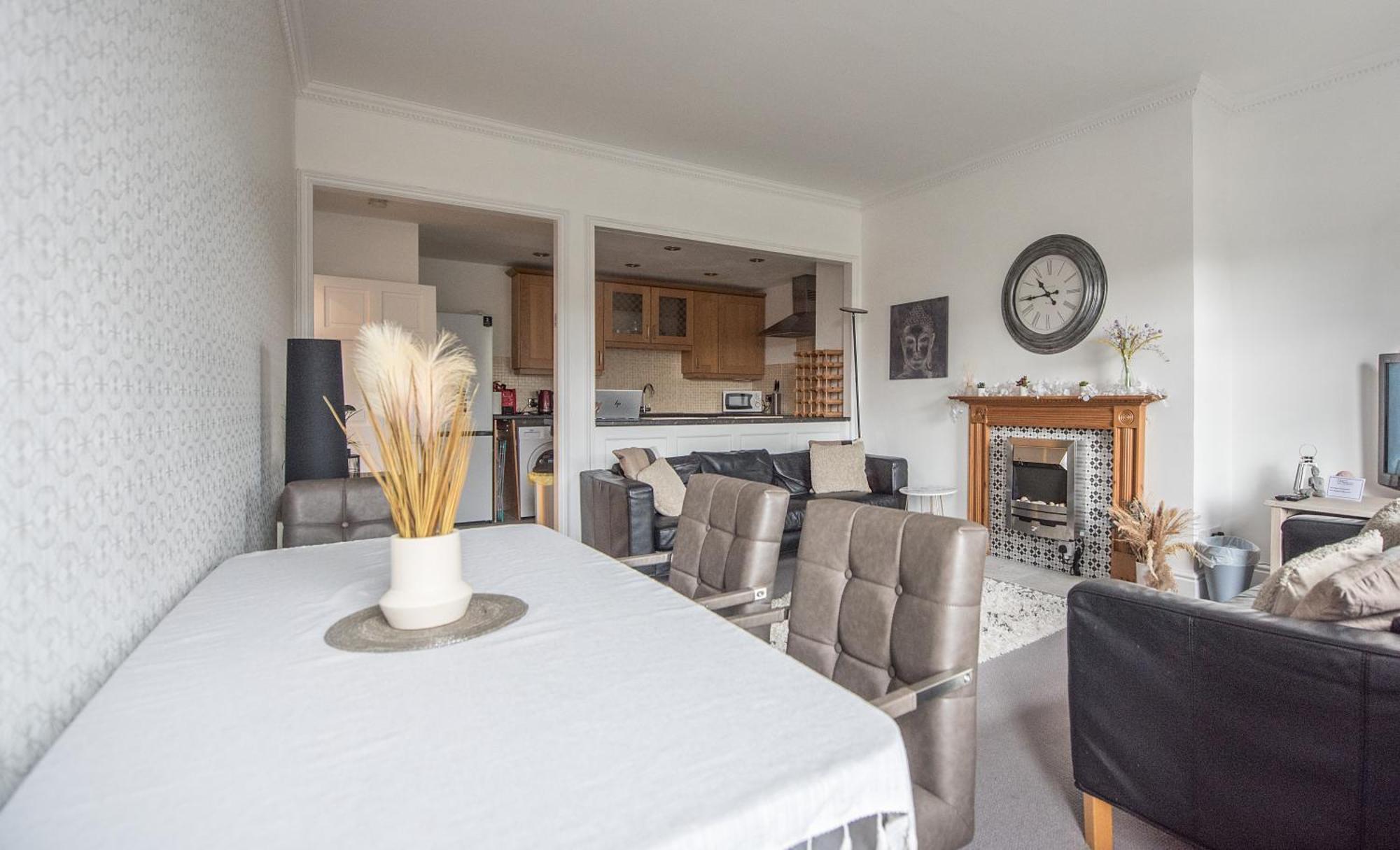 Grosvenor Pad - Lovely 2-Bed Flat - Free On Street Parking Бат Экстерьер фото