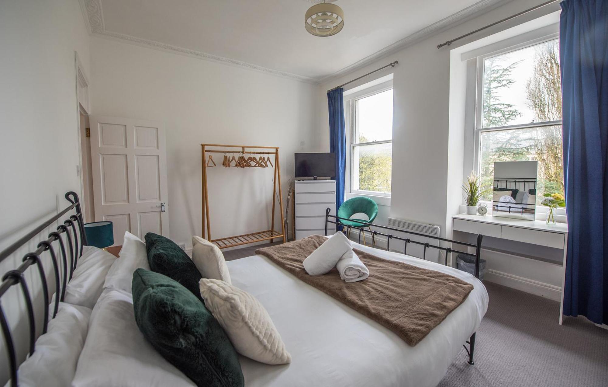 Grosvenor Pad - Lovely 2-Bed Flat - Free On Street Parking Бат Экстерьер фото